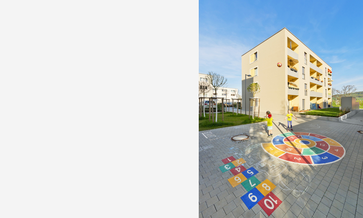 Copyright Michael Miltzow 2018 APR7717 opt-a.jpg